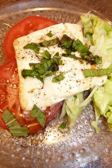Grilled Feta Cheese with Tomatoes