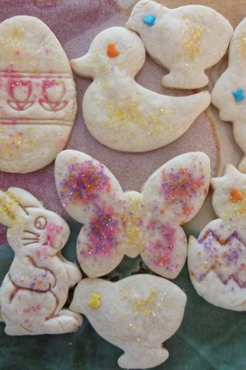 Sugar cookies decorated for Easter