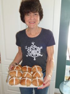 hot cross buns with model
