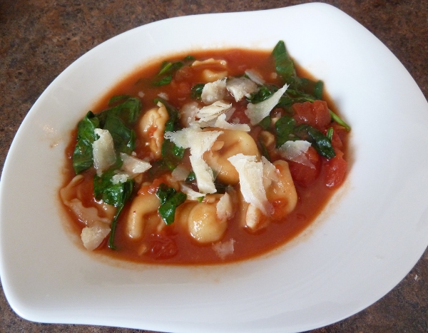 Garlicky Tortellini Soup